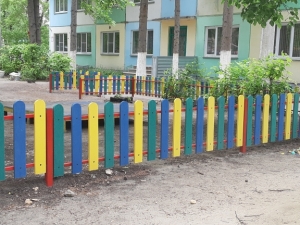 Пластиковые ограждения для детского сада